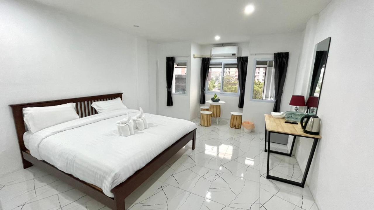 Little Seoul Hotel Chiang Mai Exterior photo
